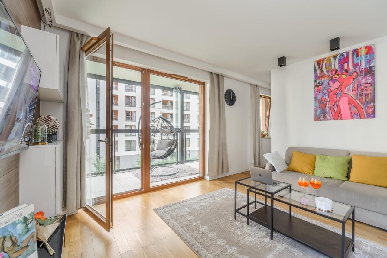 Modern Apartments With Access To The Pool Near Rondo Daszynskiego Station 华沙 外观 照片